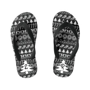 Chinelos Infantis Iniciais   Padrão de Natal Icônico Preto e Branc