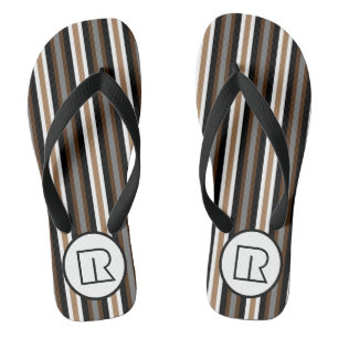 Chinelos Listras cinzas, marrons e pretas com monograma