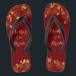 Chinelos Mãe do Bride Dark Burgundy e Folhagem Dourada<br><div class="desc">Esta maravilhosa Mãe da Bride Dark Burgundy e chinelos de folhagem dourada têm um fundo burgundy escuro que é enfeitado com um intrincado padrão verde floral de ouro e uma personalizável tipografia moderna. A combinação da burgundia rica com o ouro shimmering cria uma estética elegante e luxuosa. É um belo...</div>