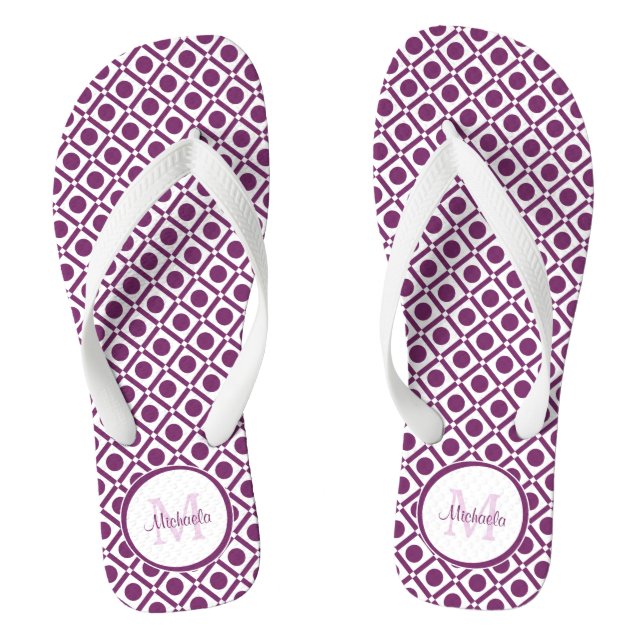 Chinelos Nome Moderno Roxo e Branco Geométrico Monograma (Pé da cama)