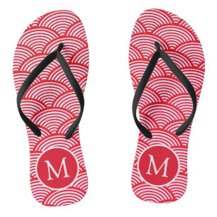 Chinelos Padrão de vieira com monograma vermelho e branco