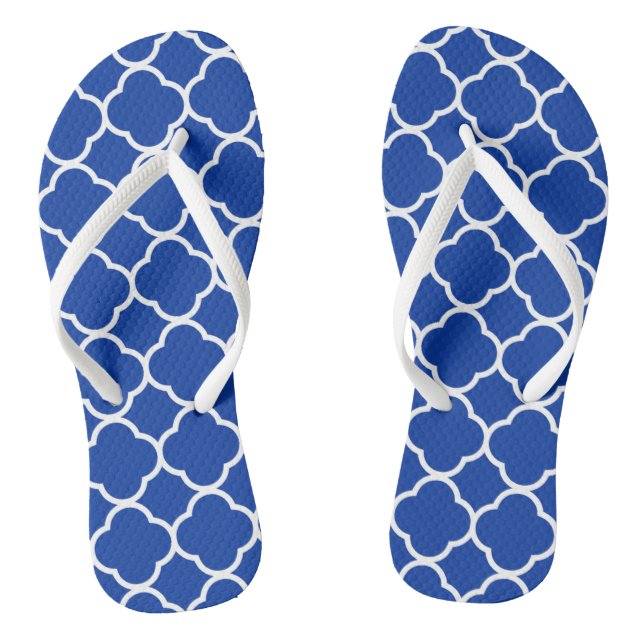 Chinelos Padrão Geométrico Quatrefoil Azul Real e Branco (Pé da cama)