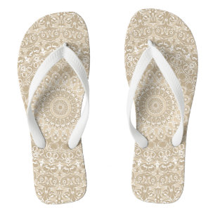 Chinelos Padrão Ornamental de Mandala Bege e Branco