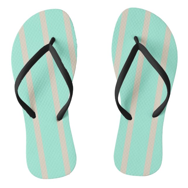 Chinelos Palangres azuis e cinzas, de cor azul-pastel (Pé da cama)