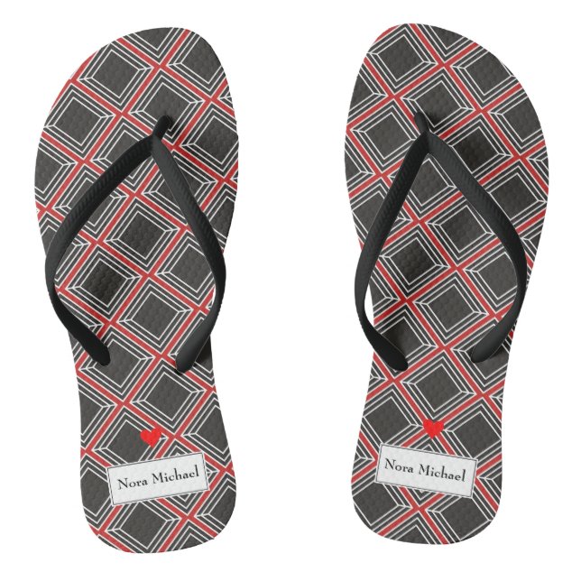 Chinelos Pretos e Vermelhos Personalizados (Pé da cama)