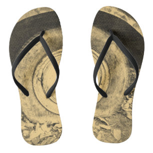 Chinelos Roda Antiga Do Carro Clássico