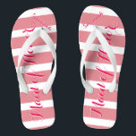 Chinelos Rosa personalizado ou qualquer cor da Madrinha de<br><div class="desc">Padrão de faixas rosa - Altere para qualquer cor clicando em personalizar. E diga o que quiser. Torne estes chinelos do tipo que têm sua mensagem neles. Seja a palestra da praia! damas de honra, festa de solteira, litoral tropical litorânea, praia de cruzeiro oceânico, presentes de festa de casamento, ilha...</div>