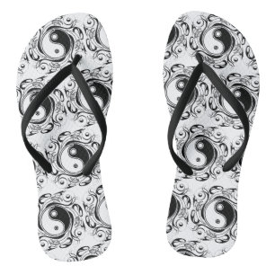 Chinelos Símbolo Yin & Yang Preto e Branco Estilo Tatuagem