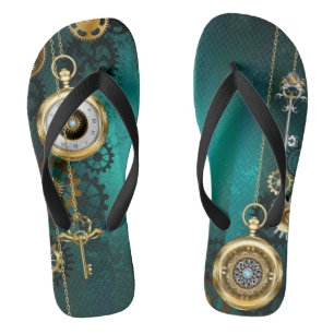 Chinelos Steampunk Jewelry Watch em um fundo verde