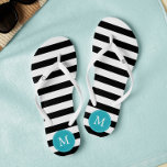 Chinelos Stripes Negra e Aqua Monogramas<br><div class="desc">Padrão geométrico e de moda e design monograma. Perfeito para noivas,  damas de honra,  festas noivas,  aniversários,  presentes de verão,  etc.</div>