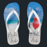 Chinelos Tribo Tropical Beach Bribe<br><div class="desc">Este design foi criado através da arte digital. Pode ser personalizado clicando no botão personalizar e alterando a cor, adicionando um nome, iniciais ou as suas palavras favoritas. Entre em contato comigo em colorflowcreations@gmail.com se você quiser usar este design em outro produto. Compre minha pintura de acrílico abstrato original para...</div>