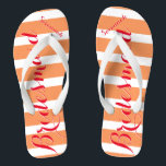 Chinelos Vermelho e coral personalizados da Madrinha de cas<br><div class="desc">Padrão Personalizado Laranja Vermelho e Coral Sherbert Stripes - Altere para Qualquer Cor clicando em personalizar. E diga o que quiser. Torne estes chinelos do tipo que têm sua mensagem neles. Seja a fala da praia!</div>