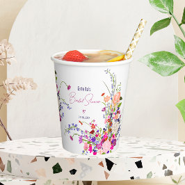 Chuva de noiva com flores silvestres modernas e el