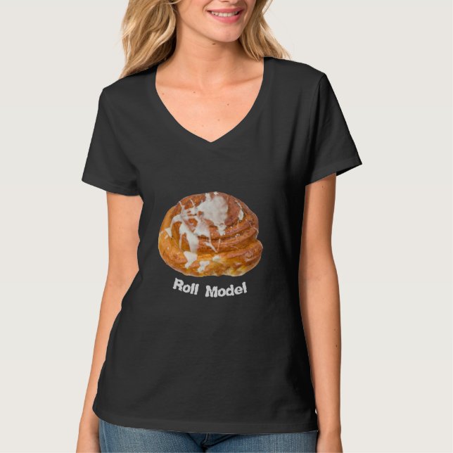 Cinnamon Bun Roll Model T-Shirt (Frente)