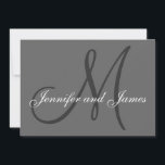 Cinza Simples de Nomes de Convite de Casamento Ini<br><div class="desc">Um simples e moderno design de convites para casamento com os nomes inicial do seu sobrenome, noiva e noivo em cinzas e cores brancas, torna isto um convite de casamento simples e versátil, porque o seu nome e inicial criarão o seu próprio design único. Design de convite para casamento por...</div>