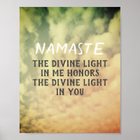 Citação de poster e nuvens do Namaste