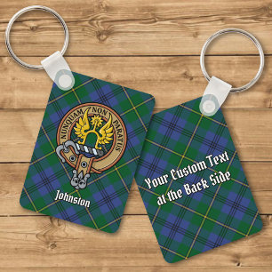 Clan Johnston Crest sobre Tartan Chaveiro