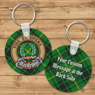 Clan MacArthur Crest sobre Tartan Chaveiro