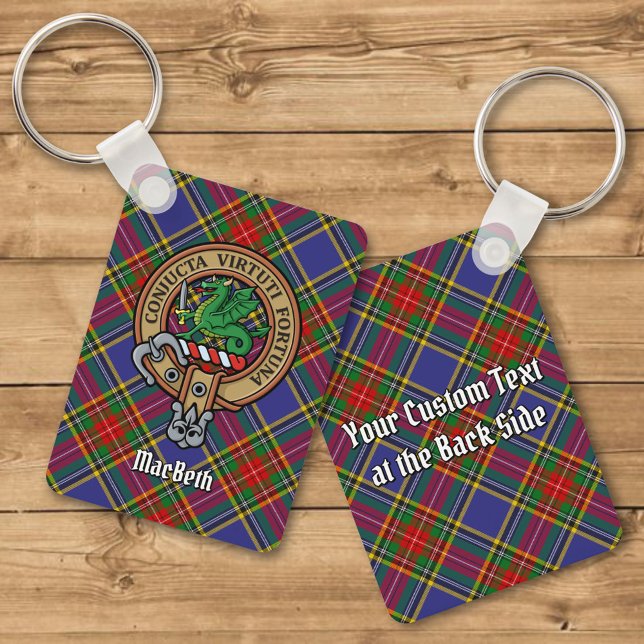 Clan MacBeth Crest sobre Tartan Chaveiro (Criador carregado)
