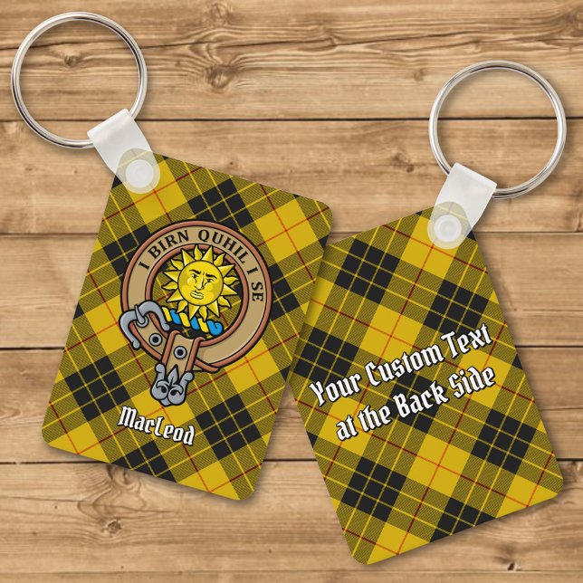Clan MacLeod de Lewis Crest sobre Tartan Chaveiro (Criador carregado)
