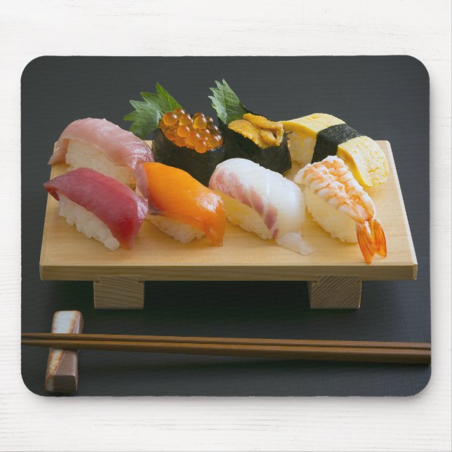 Classic Nigiri Set – Traditional Sushi Mouse Pad (Frente)