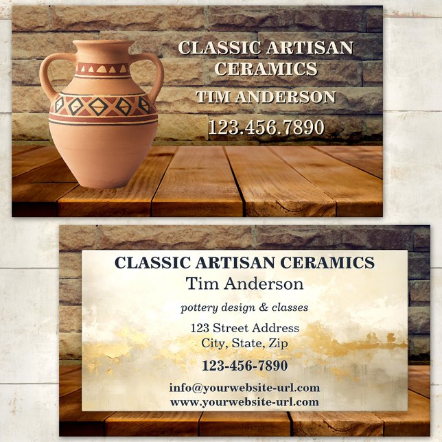 Clássico Artisan Cerâmica Cartão de visita (Classic business card featuring a Roman urn on rustic wood - ceramic artist - pottery classes)