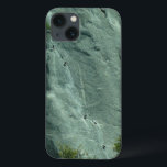 Climas rock em El Capitan<br><div class="desc">Esta foto foi tirada no popular lago Mirror, no Parque Nacional de Yosemite. O lago drenou-se nos anos seguintes de tal forma que a vista não foi tão perfeita como esta foto em particular. Veja nossa loja para outras paisagens bonitas do Parque Nacional Yosemite. Também foi apresentado como o papel...</div>