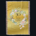 Cobertor 50º Aniversário de Casamento Folha de Ouro Floral<br><div class="desc">Apresentando uma delicada camada floral de aquarela em um fundo de película dourada,  este cobertor botânico do 50º aniversário de casamento keepsasasasaket pode ser personalizado com suas informações especiais de aniversário em tipografia elegante. Projetado por Thisnotme©</div>