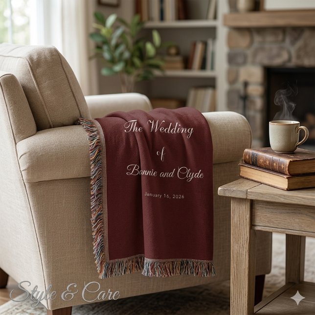 Cobertor Celebração Romântica de Casamento em Marrom Queima (Romantic Wedding Day Celebration Burnt Maroon Throw Blanket)
