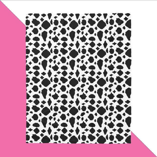 Cobertor De Velo Black and White Cow Pattern Country (A blanket with a black and white cow pattern.)