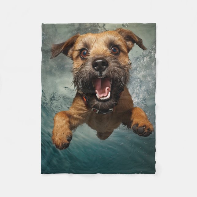 Cobertor De Velo Cachorro Brincalhão Nadando Embaixo d'Água Design (Frente)