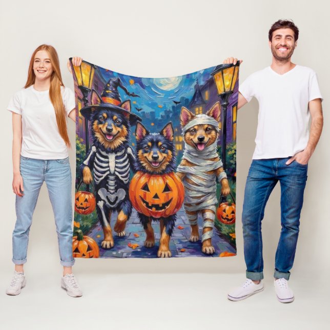 Cobertor De Velo Cães Finnish Lapphund no Halloween (In Situ)