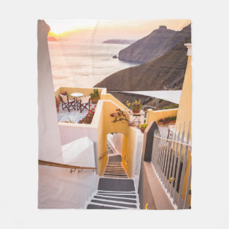 COBERTOR DE VELO CASA PERTO DO CORPO DE ÁGUA