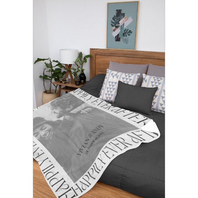 Cobertor De Velo Casamento Feliz De Todos Após Um Monograma De Foto (Criador carregado)