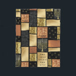 Cobertor De Velo Chanukah Ouro Montage<br><div class="desc">Ouro Chanukah Montage Fleece Blanket/Small Personalize excluindo texto e adicionando sua própria mensagem. Escolha seu estilo, tamanho e cor de fonte favoritos. O design também pode ser adicionado aos tamanhos de cobertor, médio e grande. Tamanho: Flórida em Aberto, 30"x40" É duro se abraçar sozinho. Mas com esses cobertores de velo...</div>