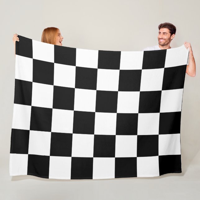 Cobertor De Velo Classic White with Black Square Style (In Situ)