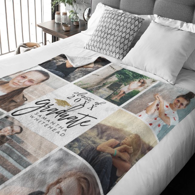 Cobertor De Velo Colagem de Fotografias do formando Dourada Brilho  (Celebrate your graduate's milestone with our cozy, custom fleece blanket. )