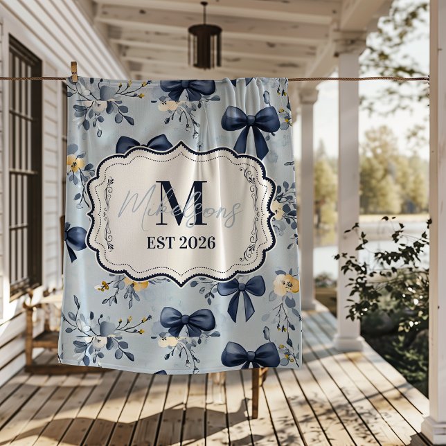 Cobertor De Velo Custom Elegant Blue Bow Floral Monogram (Criador carregado)