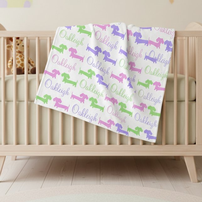 Cobertor De Velo Dachshund Gênero Nursert Neutro (Personalized dachshund baby blanket - pinks, purples, and greens)