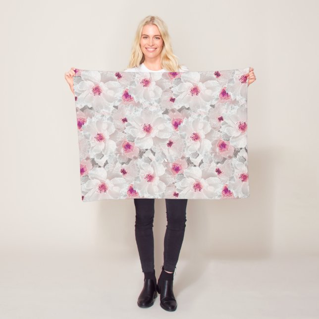 Cobertor De Velo Delicar floral branco e rosa (In Situ)