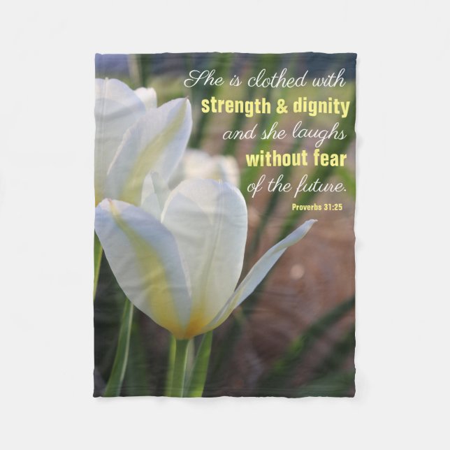 Cobertor De Velo Ela está fechada - Provérbios 31:25 (Frente)