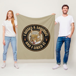 Cobertor De Velo Eu beijei um esquilo - uma paródia engraçada