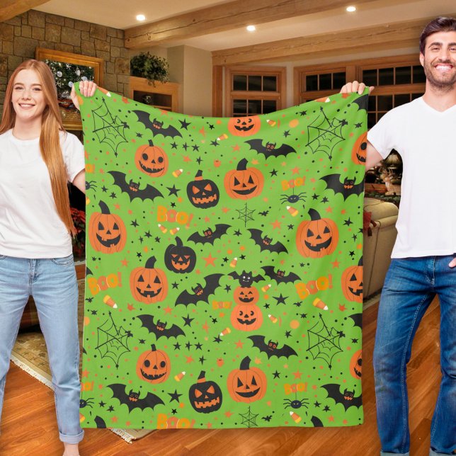 Cobertor De Velo Feliz Conforto Louco E Cozinha Pensava (Spooky Comfort Cute And Cozy Halloween Themed Fleece Blanket)