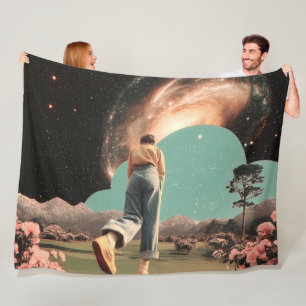 Cobertor De Velo Figura surrealista caminhando para um portal da ga