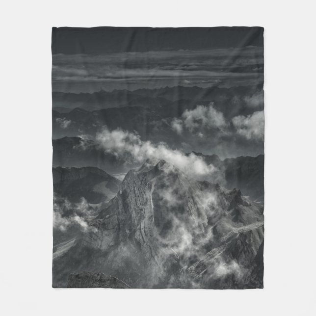 COBERTOR DE VELO FOTO EM GRAYSCALE DO INTERVALO DE MONTANHA (Frente)