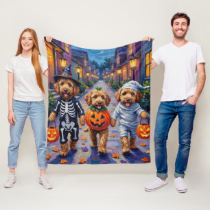 Cobertor De Velo Goldendoodle Trick or Tratating Halloween Costumes