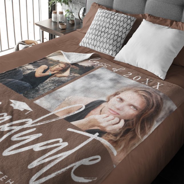 Cobertor De Velo Graduação de Colagem de Fotos Fleece Blanket Tan (Celebrate your graduate's milestone with our cozy, custom fleece blanket. )