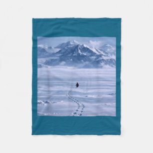 Cobertor De Velo Ilustração de um pinguim solitário caminhando em d