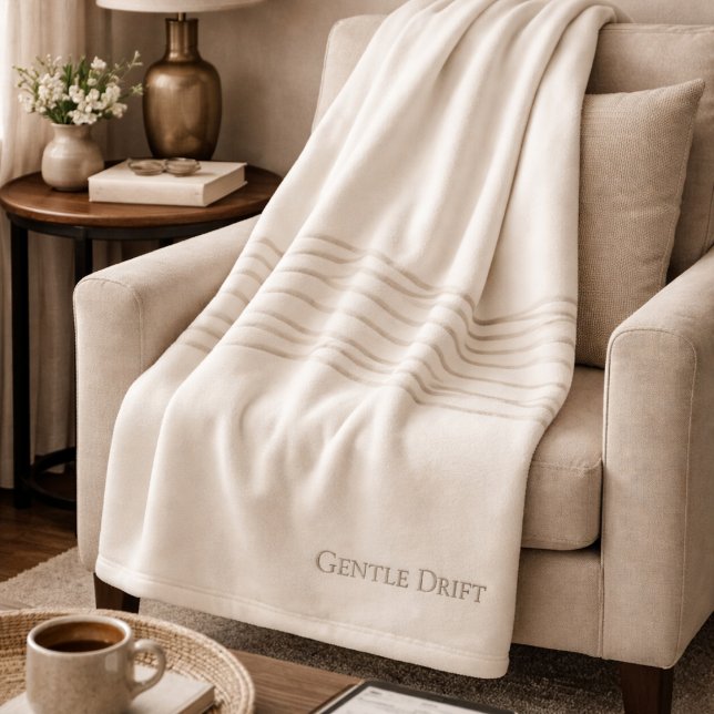 Cobertor De Velo Ivory Taupe Drift Fleece Blanket (Soft taupe lines drift across ivory, grounding neutral spaces with gentle visual flow.)