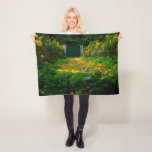 Cobertor De Velo Jardim de Monet, Giverny, França no outono<br><div class="desc">Foto do jardim de Claude Monet em Giverny,  França,  em setembro,  com uma mostra de náuseas amarelas e laranja.</div>